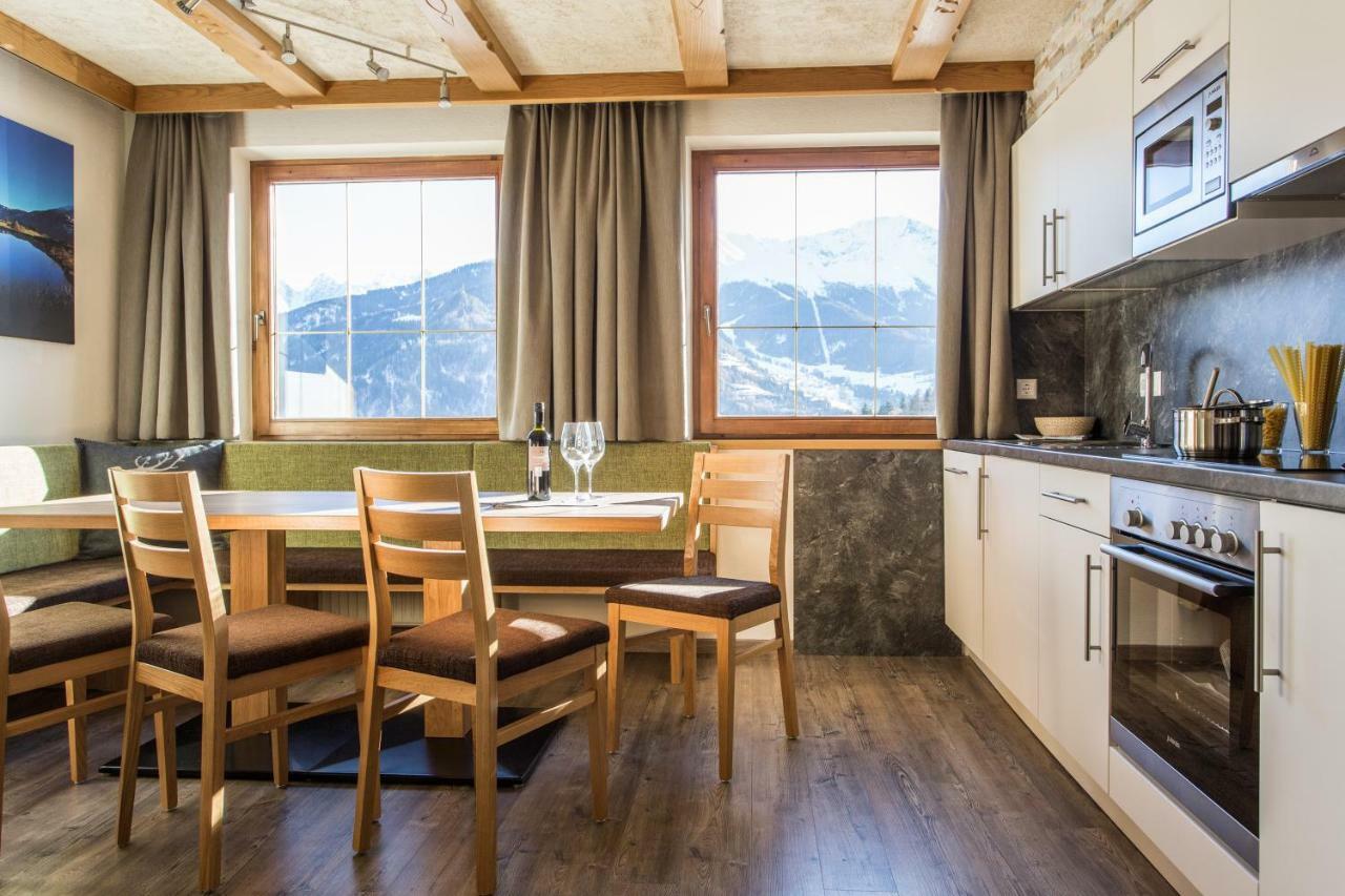 Naturlodge Ladis Ehemals Alpenlodge Alexander Inklusive Sommer Bergbahnticket Exterior photo