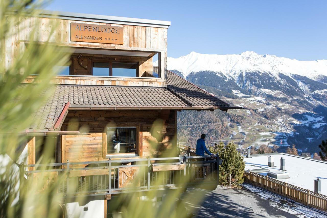 Naturlodge Ladis Ehemals Alpenlodge Alexander Inklusive Sommer Bergbahnticket Exterior photo